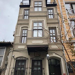 No 34 Hotel